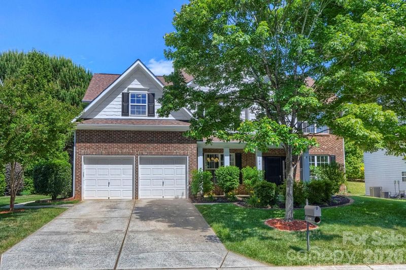 108 Runningdeer Dr, Mooresville, NC 28117