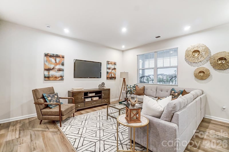 3808 Cheyney Park Dr, Charlotte, NC 28269