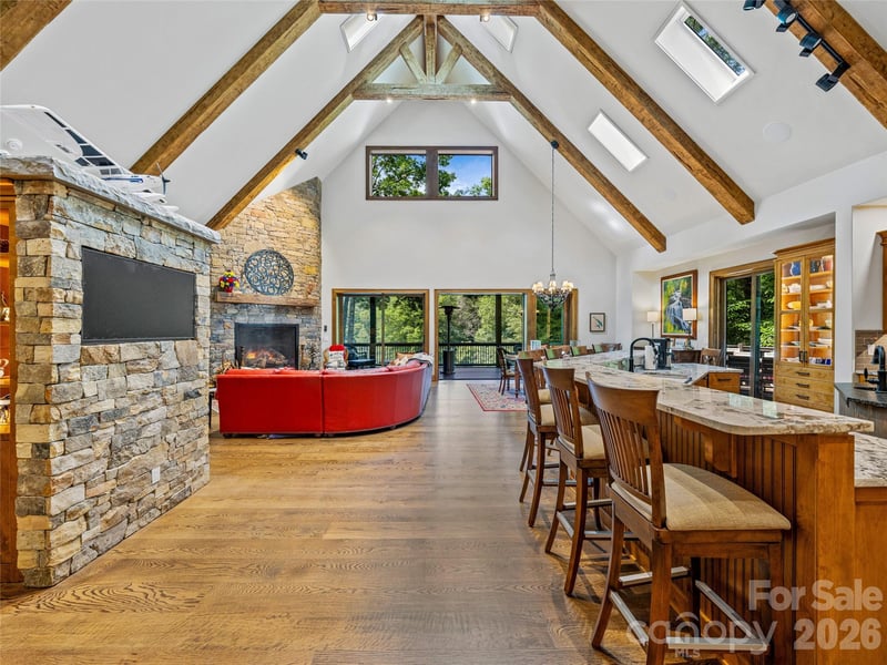 64 Bee Tree Way, Lake Toxaway, NC 28747