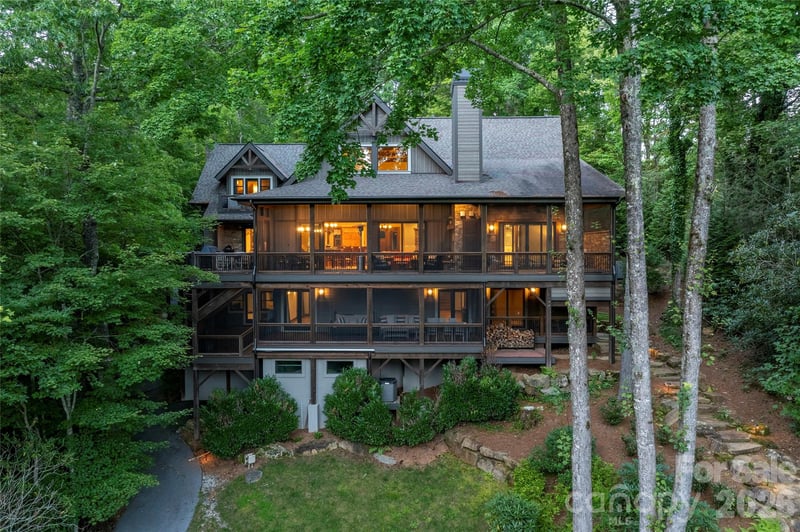 64 Bee Tree Way, Lake Toxaway, NC 28747