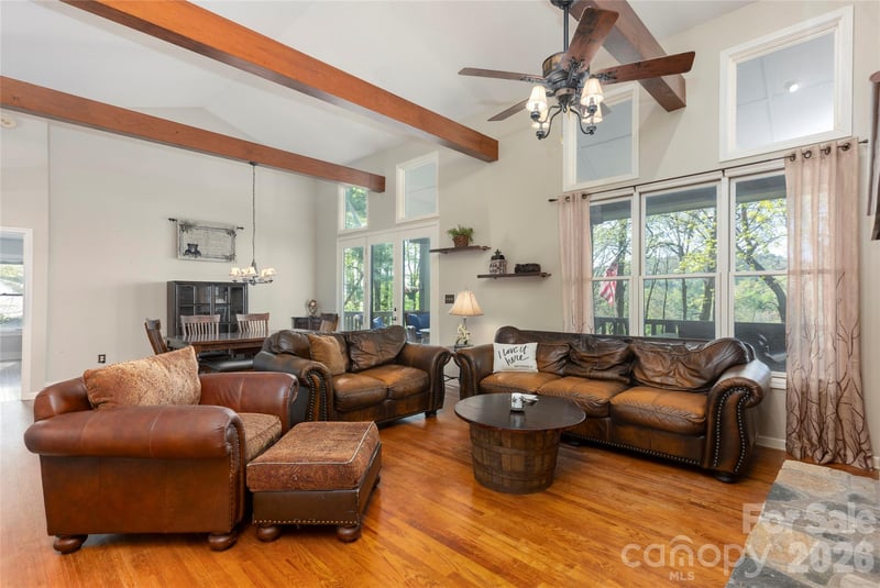 516 Cherokee Tc, Lake Toxaway, NC 28747