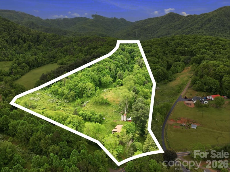 250 Potato Branch Rd, Leicester, NC 28748