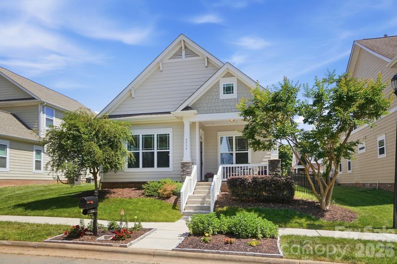 5936 Whitehawk Hill Rd, Mint Hill, NC 28227