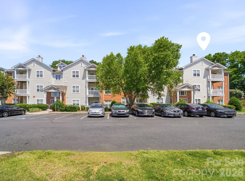 9976 Hyde Glen Ct, Charlotte, NC 28262