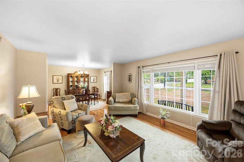 1254 Churchill Dr, Gastonia, NC 28054