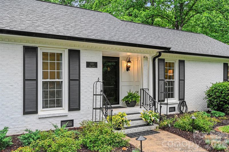 533 King Edward Rd, Charlotte, NC 28211