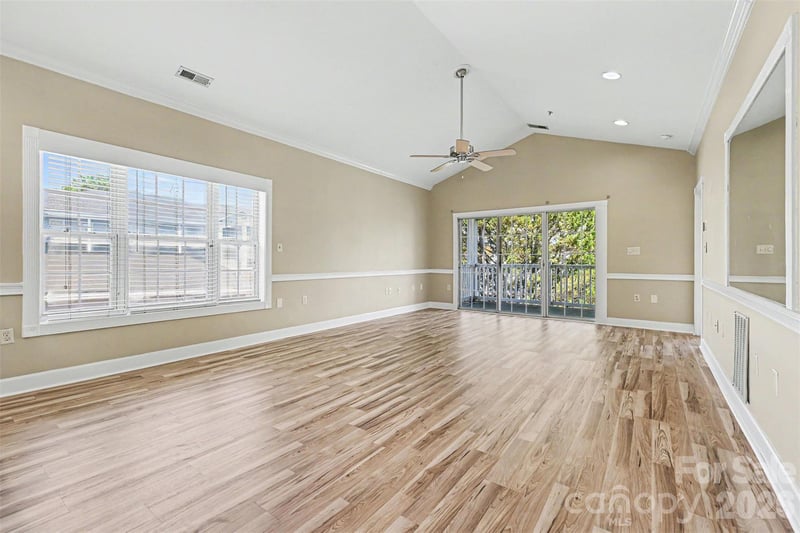 9241 Meadow Vista Rd, Charlotte, NC 28213