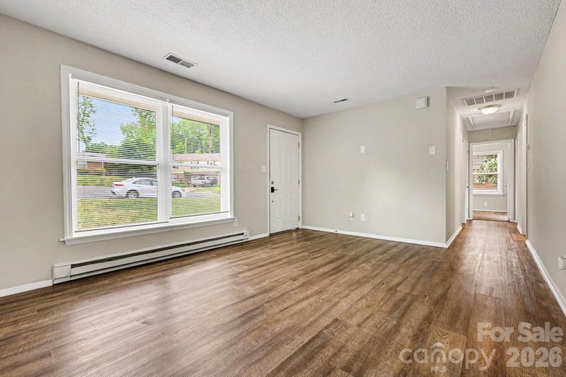 603 Dobson Dr, Charlotte, NC 28213