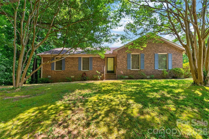 104 Hallett St, Fort Mill, SC 29715