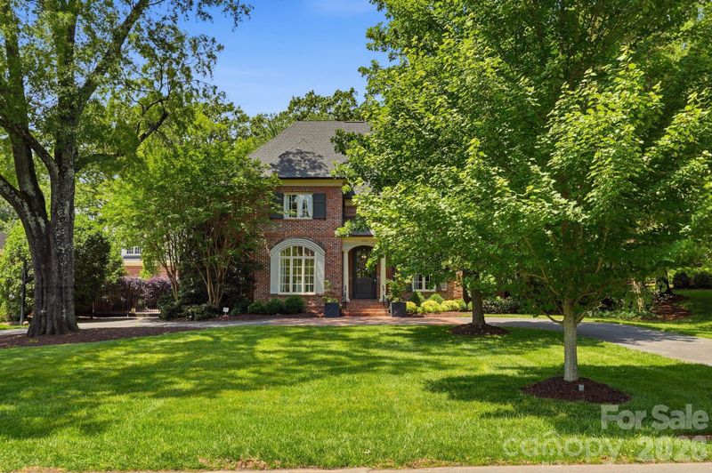 2012 Harris Rd, Charlotte, NC 28211
