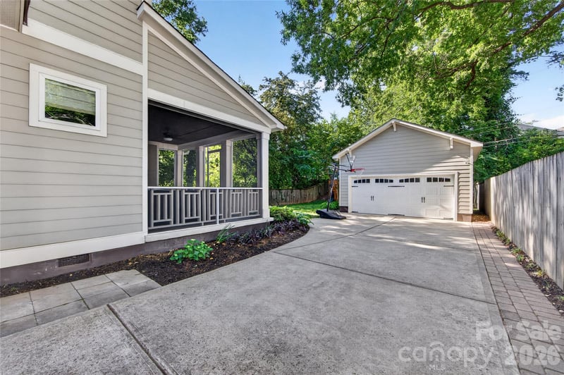 1624 Brook Rd, Charlotte, NC 28205