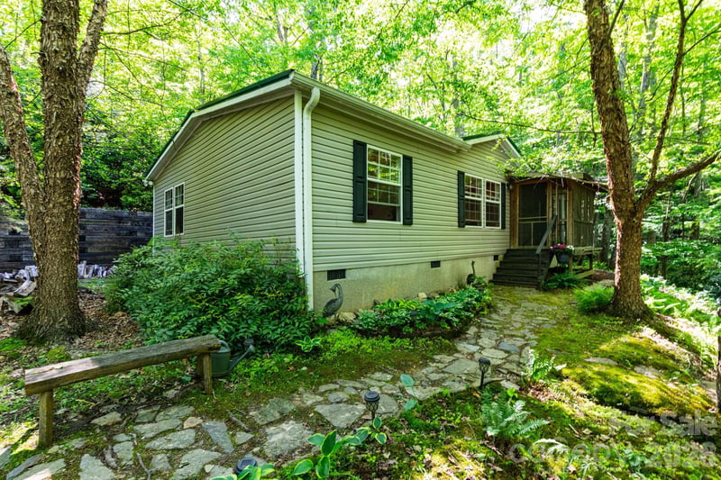 159 Marcellina Dr, Fairview, NC 28730