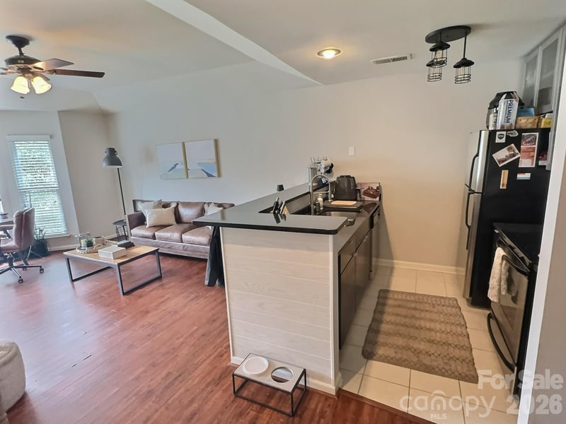 513 N Graham St, Charlotte, NC 28202