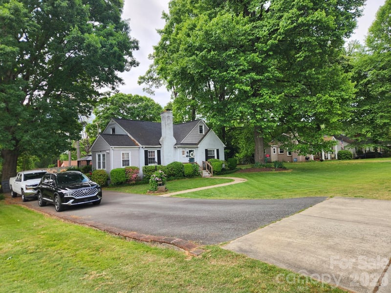 3922 Mcmillan St, Charlotte, NC 28205