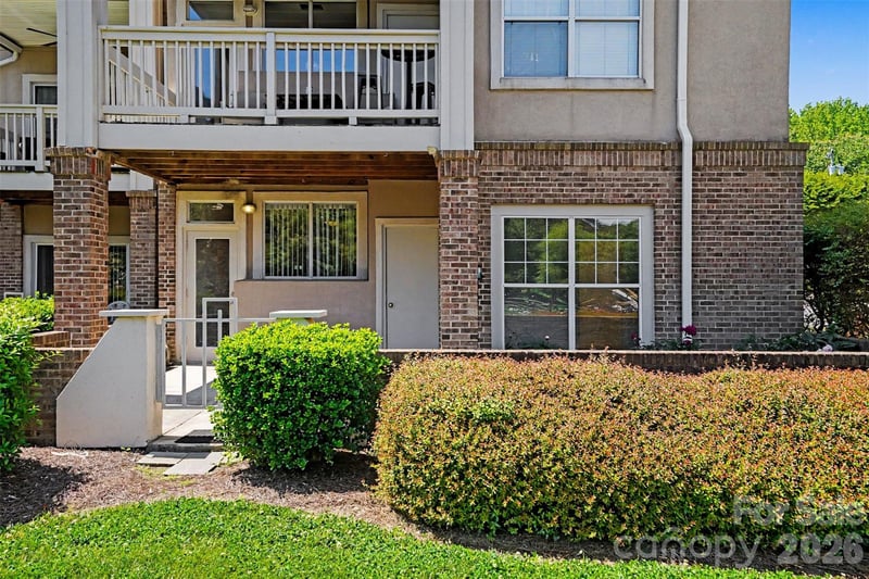 104 Pier 33 Dr #301, Mooresville, NC 28117