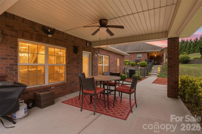 2425 Winnsford Ln, Gastonia, NC 28056