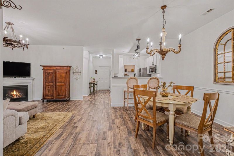11945 Ridgeway Park Dr, Charlotte, NC 28277