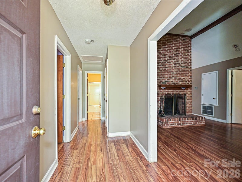 7422 Bradgate Rd, Charlotte, NC 28217
