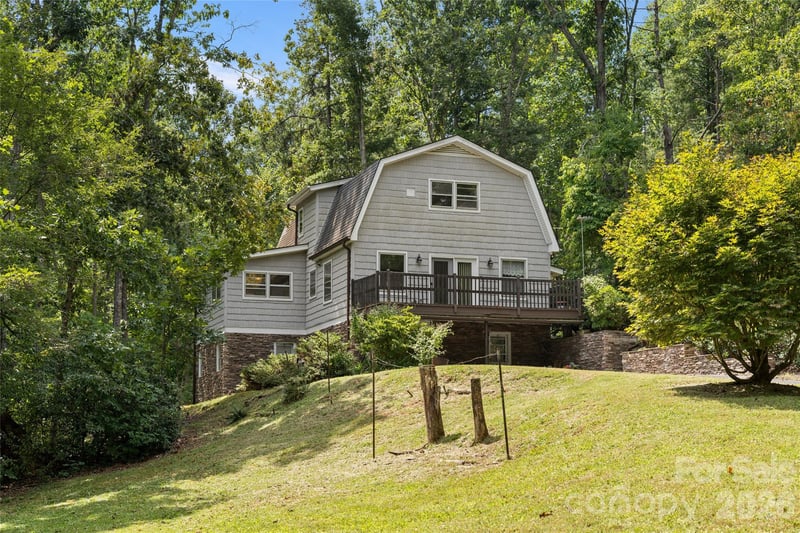 150 Mountain Laurel Ln, Fletcher, NC 28732