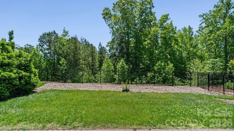 442 Granite Lake Ct, Denver, NC 28037