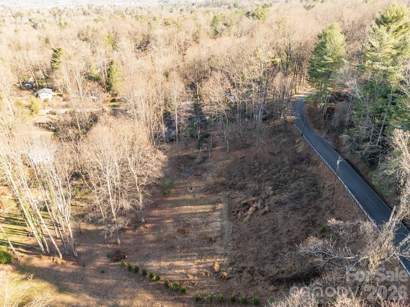 000 Davis Mountain Rd, Laurel Park, NC 28739