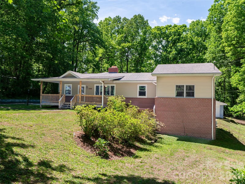 146 Fairmont Rd, Candler, NC 28715