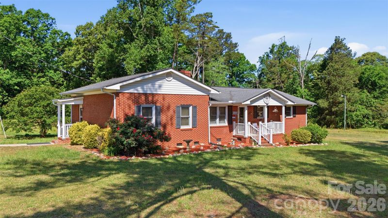 1935 Lowrys Hw, Chester, SC 29706