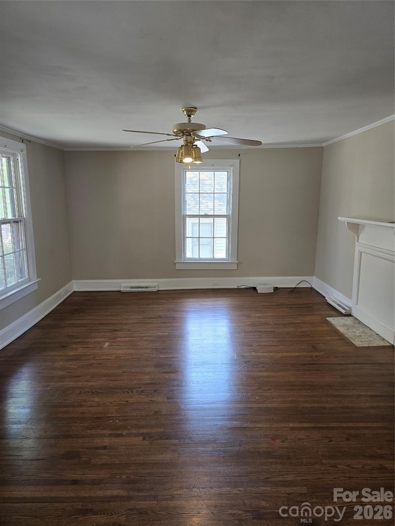 184 Cabarrus Ave E, Concord, NC 28025