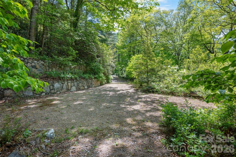 1923 Cold Mountain Rd, Lake Toxaway, NC 28747