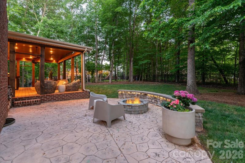 8905 Herbert Ln, Waxhaw, NC 28173