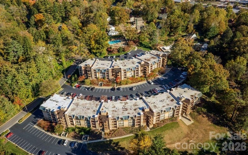 209 Bowling Park Rd, Asheville, NC 28803