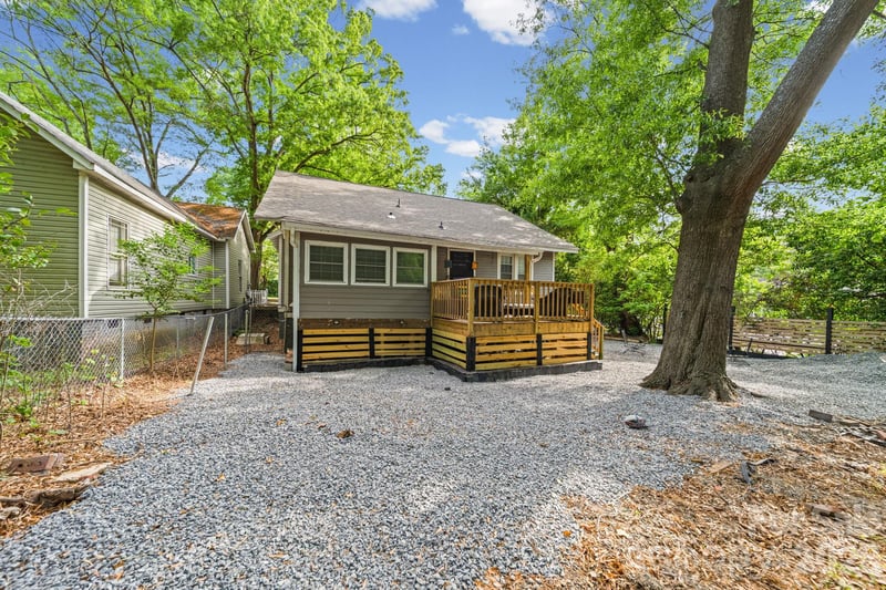 116 W 4th Ave, Gastonia, NC 28052