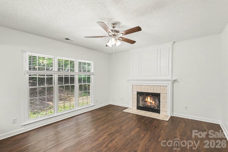 5802 Swanston Dr, Charlotte, NC 28269