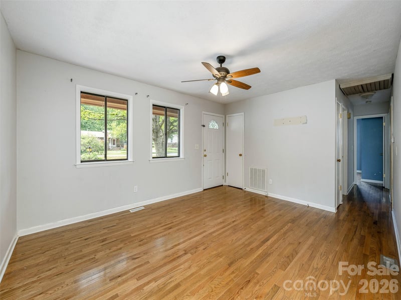 126 Upward Acres St, East Flat Rock, NC 28726