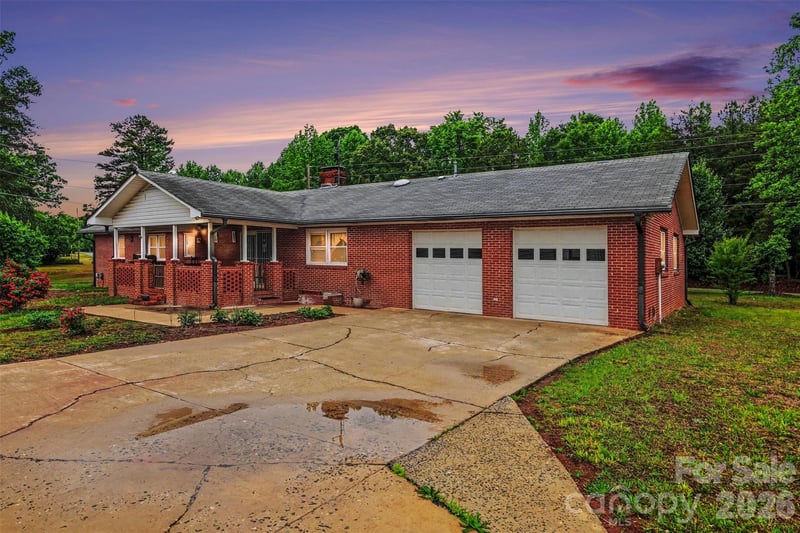 105 Fox Fire Rn, Gastonia, NC 28052