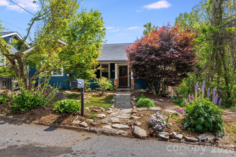 107 Courtland Ave, Asheville, NC 28801