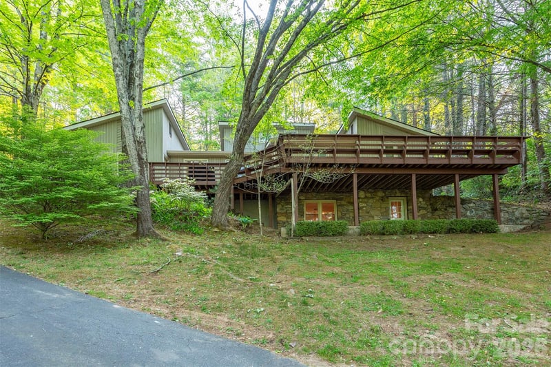 58 Ballantree Dr, Asheville, NC 28803