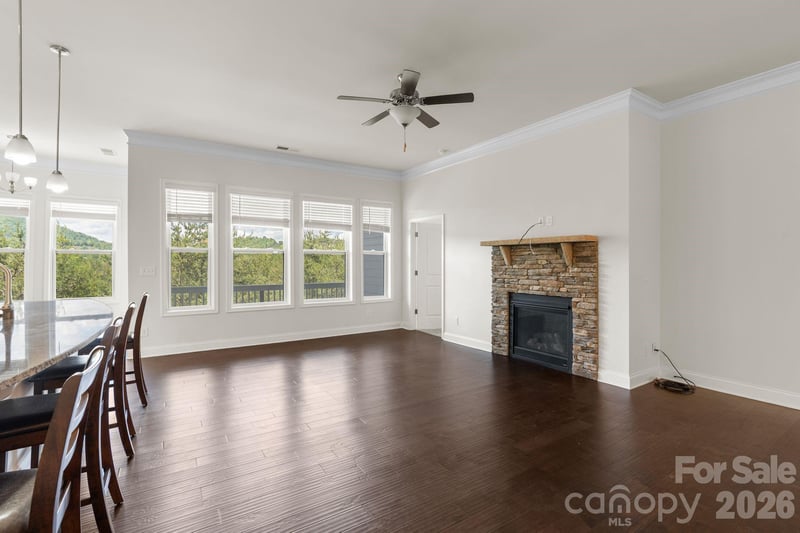 34 Rose Creek Rd, Leicester, NC 28748