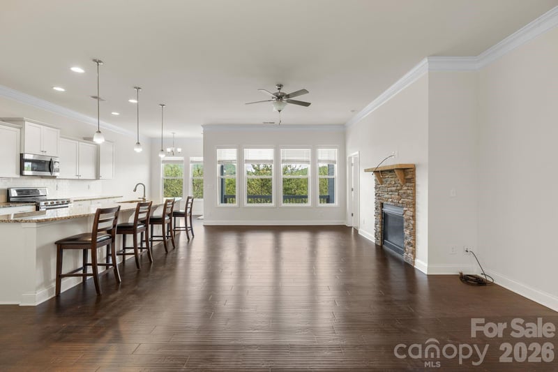 34 Rose Creek Rd, Leicester, NC 28748