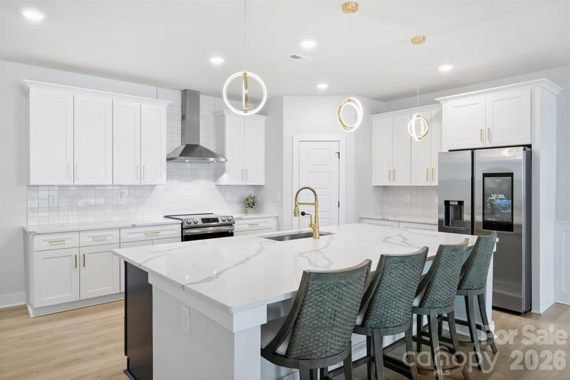 1517 Falcon St, Charlotte, NC 28211