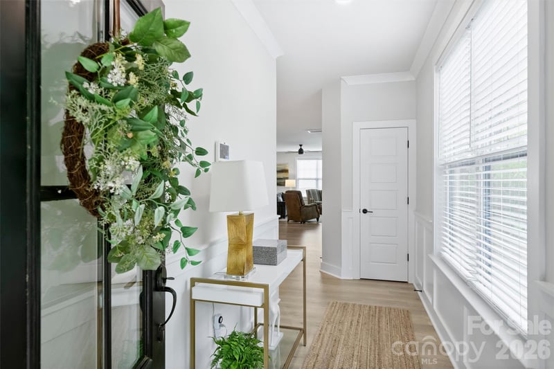1517 Falcon St, Charlotte, NC 28211