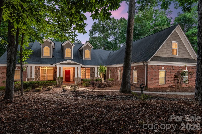 4709 Rockwood Dr, Waxhaw, NC 28173