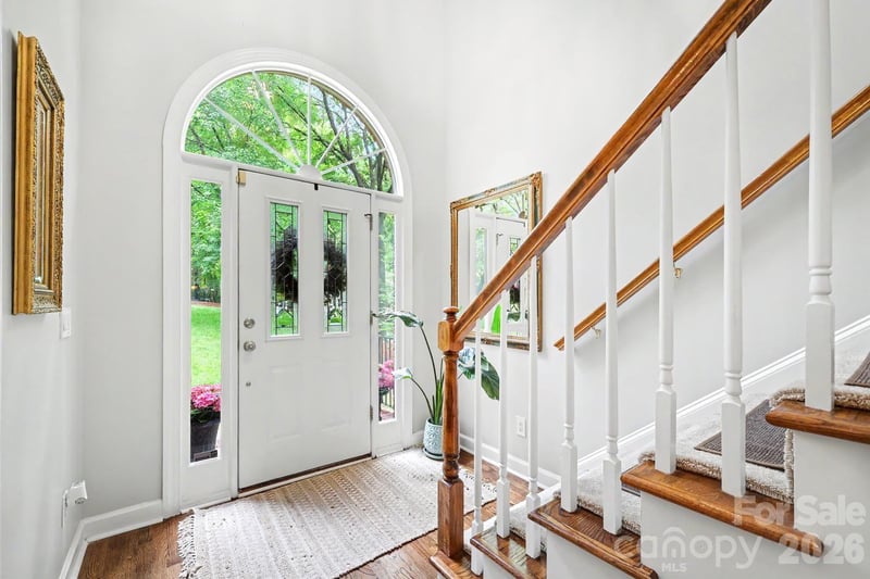 1218 Gateshead Ln, Matthews, NC 28105