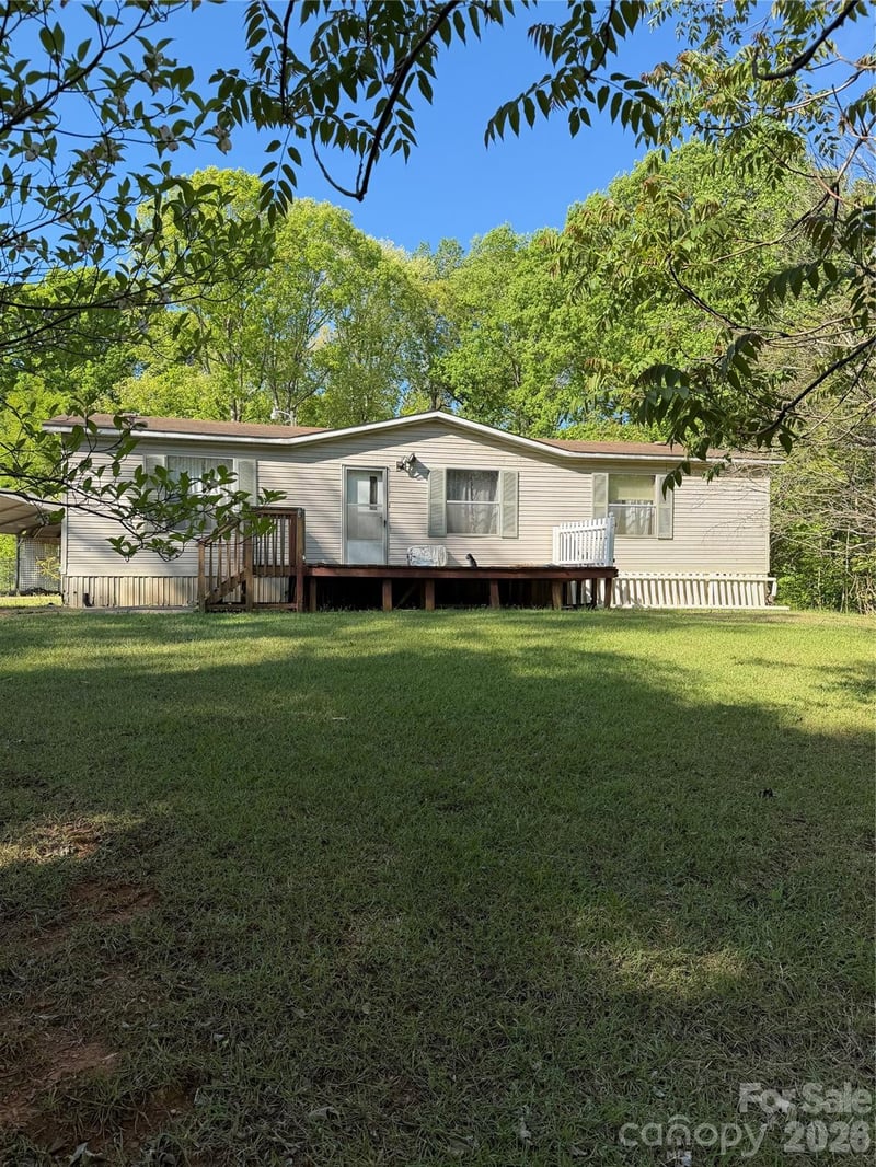 1164 Smith Woods Ln #3, Hickory Grove, SC 29717