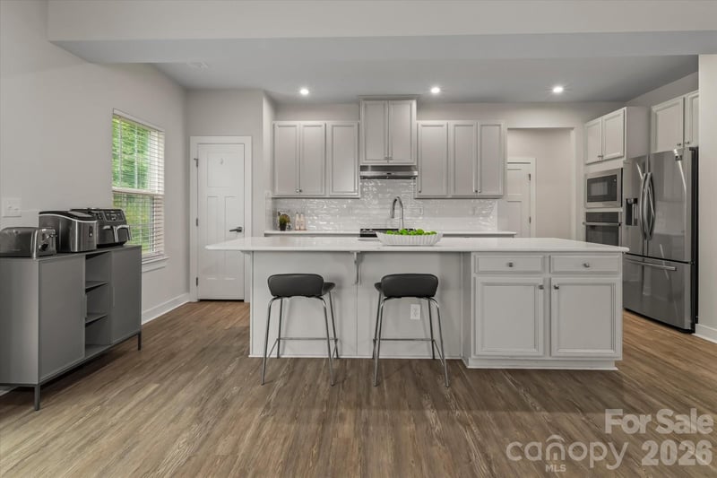 10250 Paper Birch Dr, Charlotte, NC 28215
