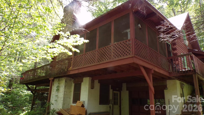 216 Paradise Rd, Hendersonville, NC 28792