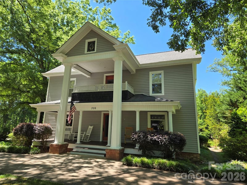 306 W Old Post Rd, Cherryville, NC 28021