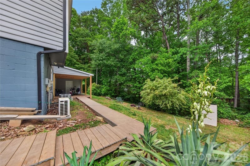 202 King David Ln, Gastonia, NC 28056