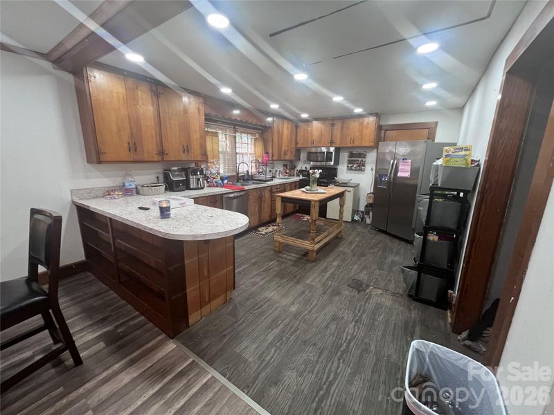 402 Easy St, Concord, NC 28027