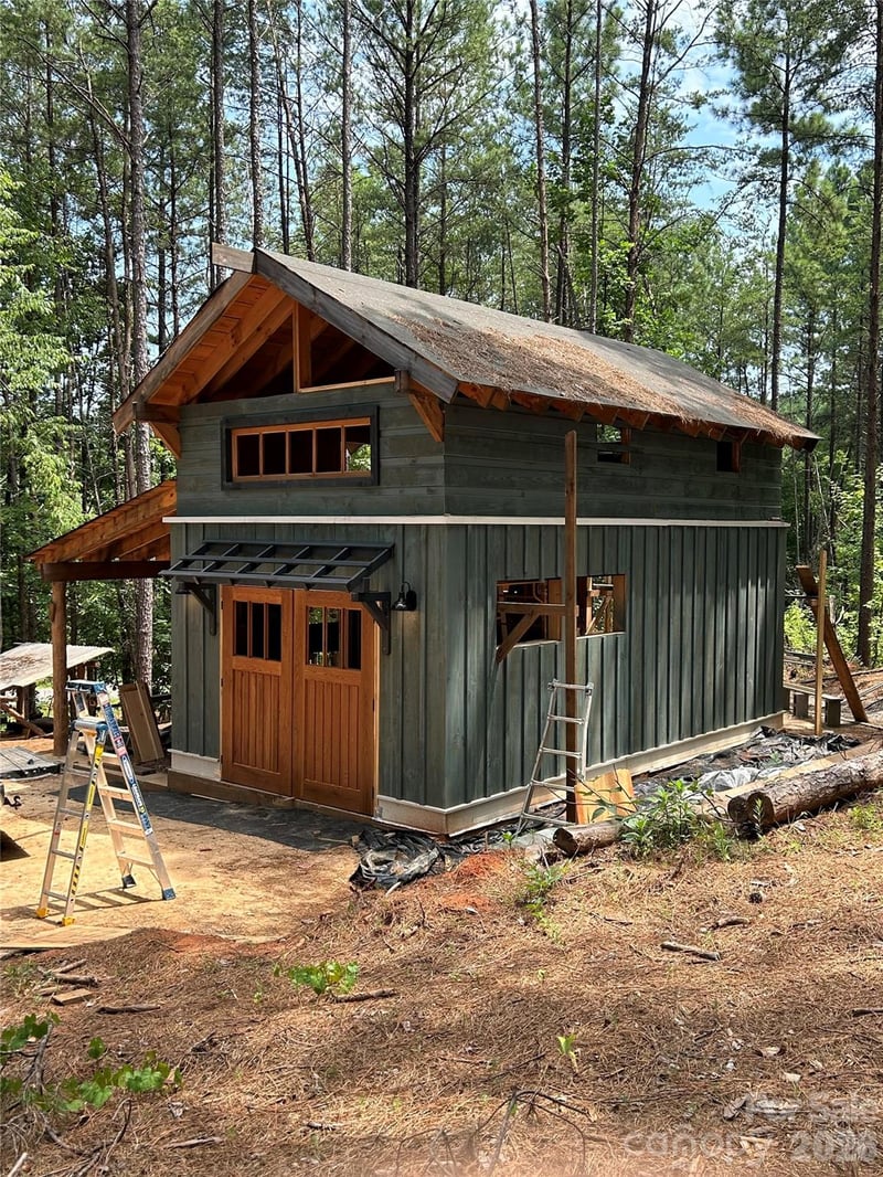 109 Spring Hollow Rd #10, Mill Spring, NC 28756